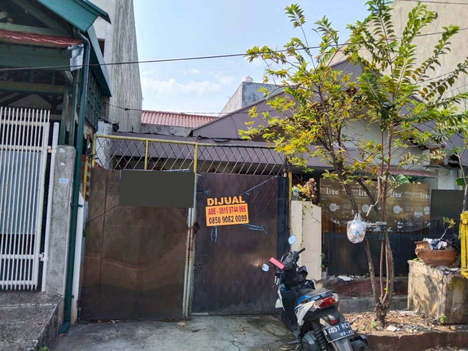 DIJUAL RUMAH TAMAN ARIES
