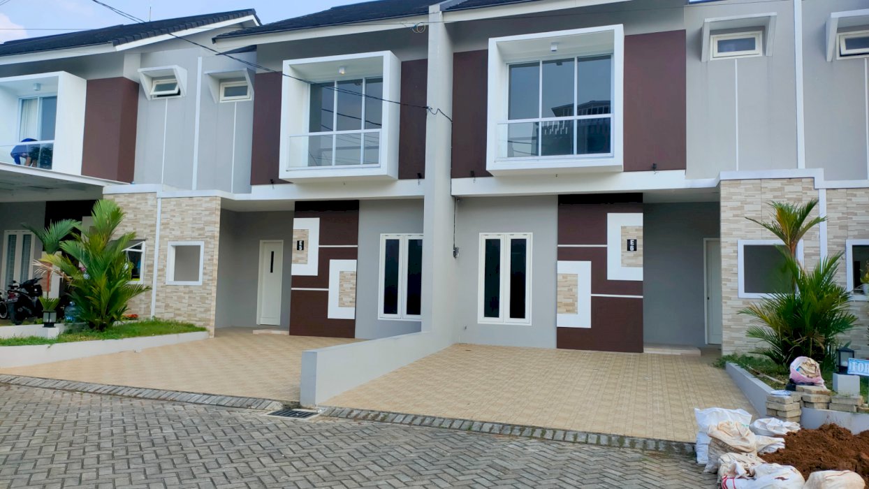Cipayung Depok rumah dalam komplek green le mirage