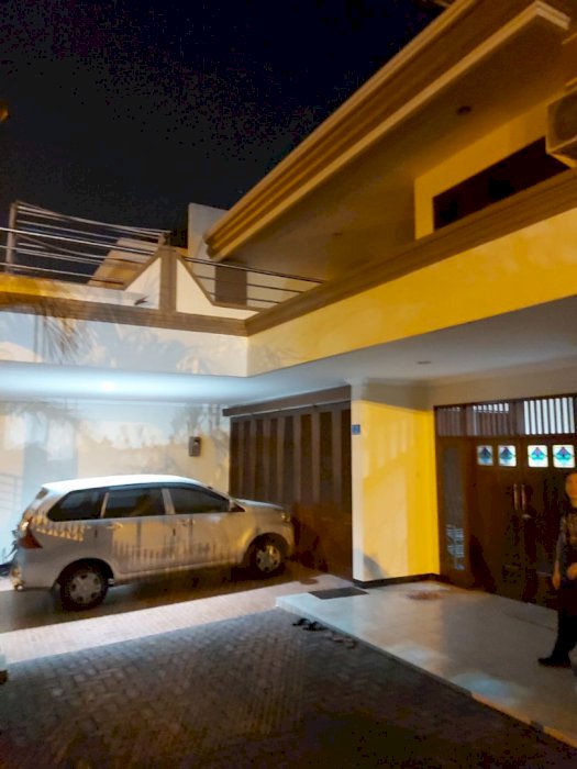 448_Dijual Rumah 2 Lantai LT 280m 14x20 LB 500 m2 di Villa Sentra Raya