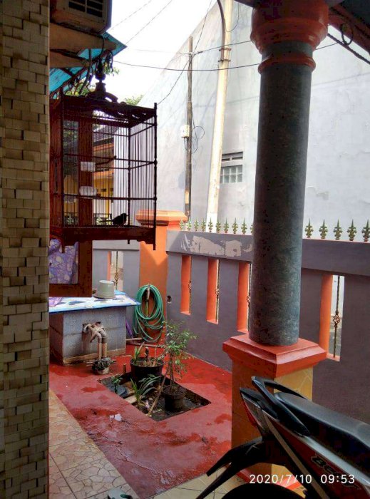DI JUAL RUMAH CANTIK DAN MURAH DI CIJANTUNG JAKARTA TIMUR