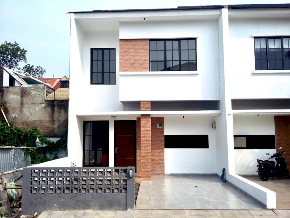 Rumah Murah Siap Huni 2Lt Strategis Bebas Banjir 1Km ke Tol Jatiwarna