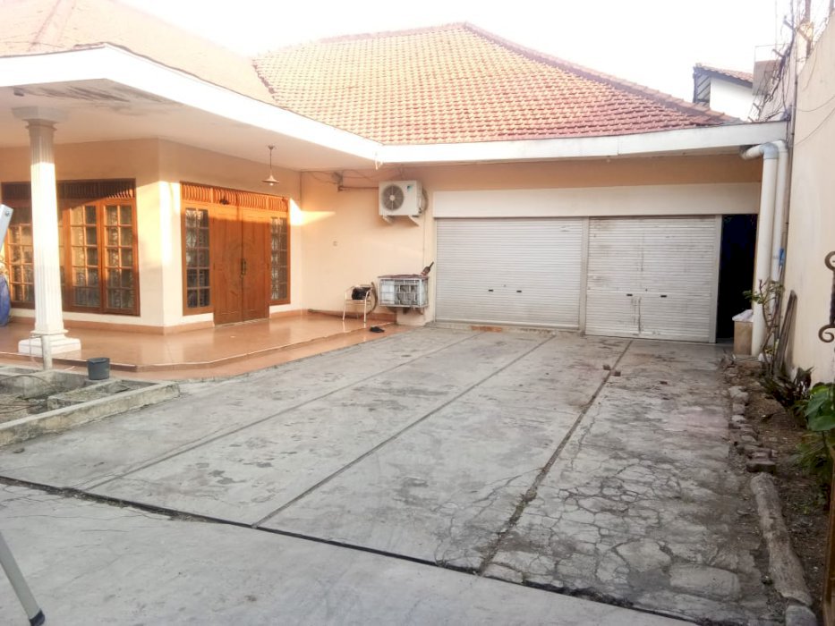 RUMAH DIJUAL UNTUK DI BAGIKAN KE ANAK-ANAK