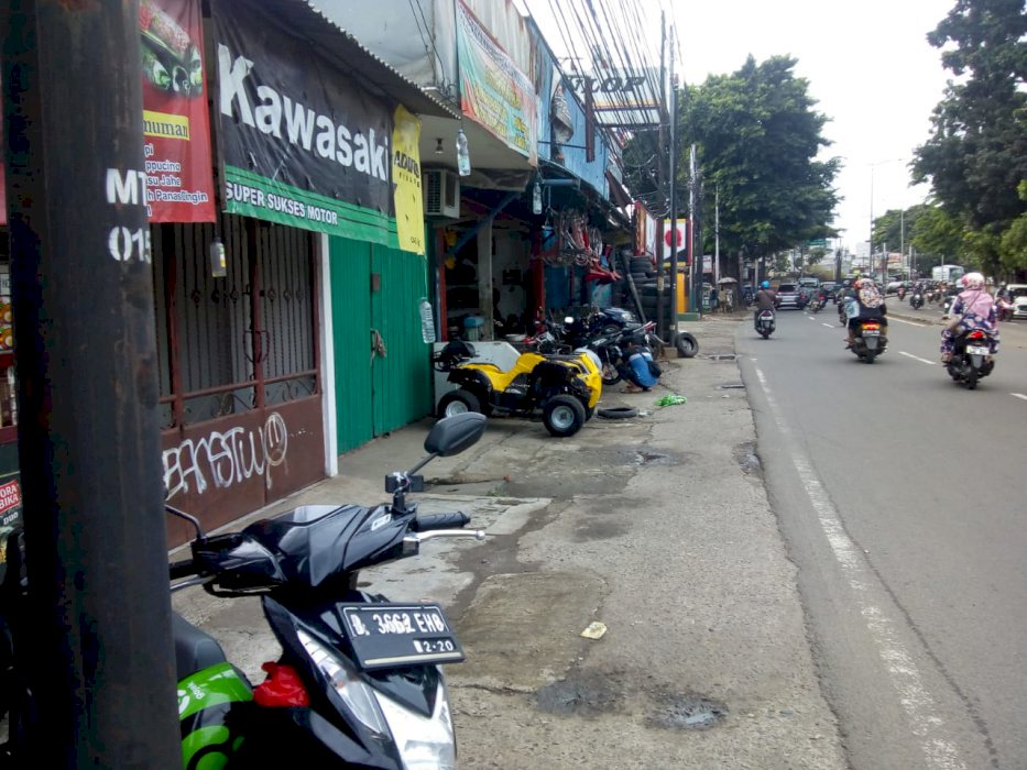 Jual Cepat Rumah Dan Kios Pinggir Jalan Raya Bogor Pekayon Pasar Rebo