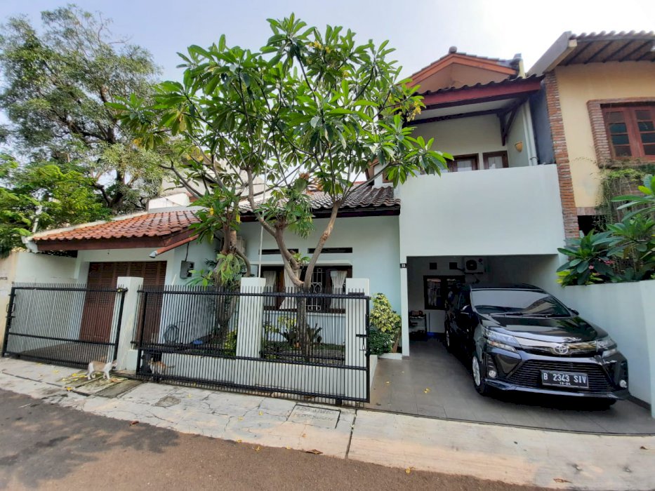 RUMAH CANTIK SIAP HUNI DI PONDOK PINANG