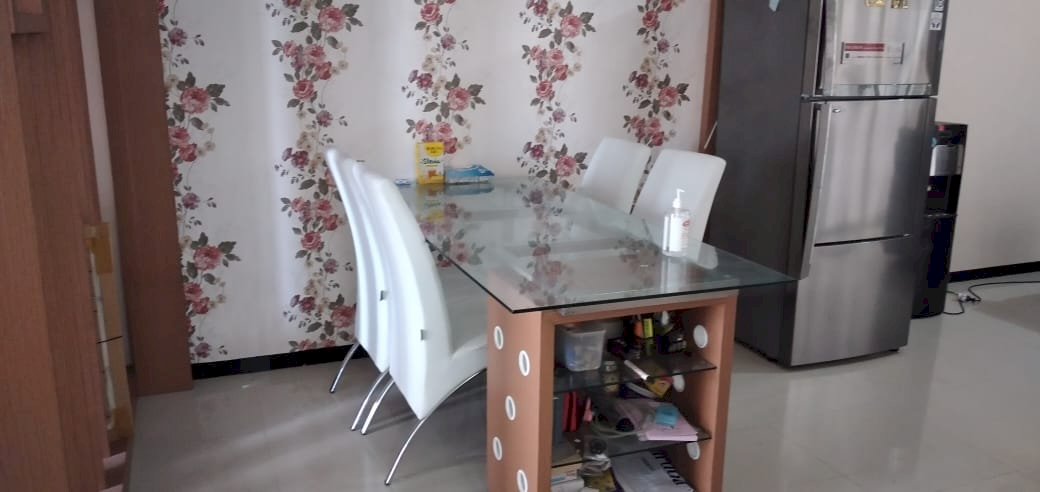 Nyaman didalam Perumahan Lokasi Juanda Rumah minimalis 2 Lantai Full Furnished