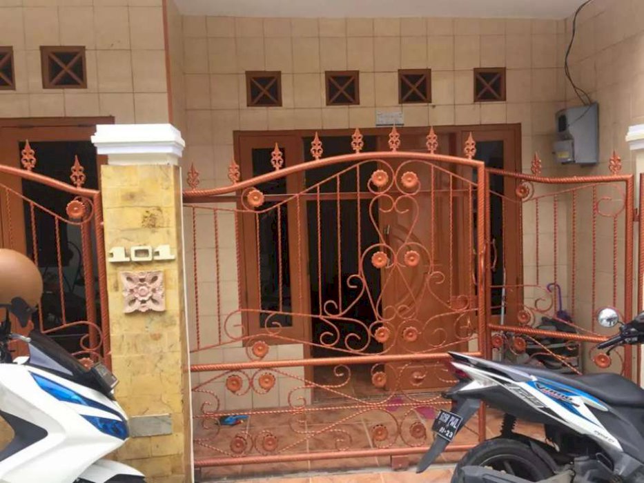 DI JUAL CEPAT RUMAH BARU DEKAT TERMINAL TANJUNG PRIOK