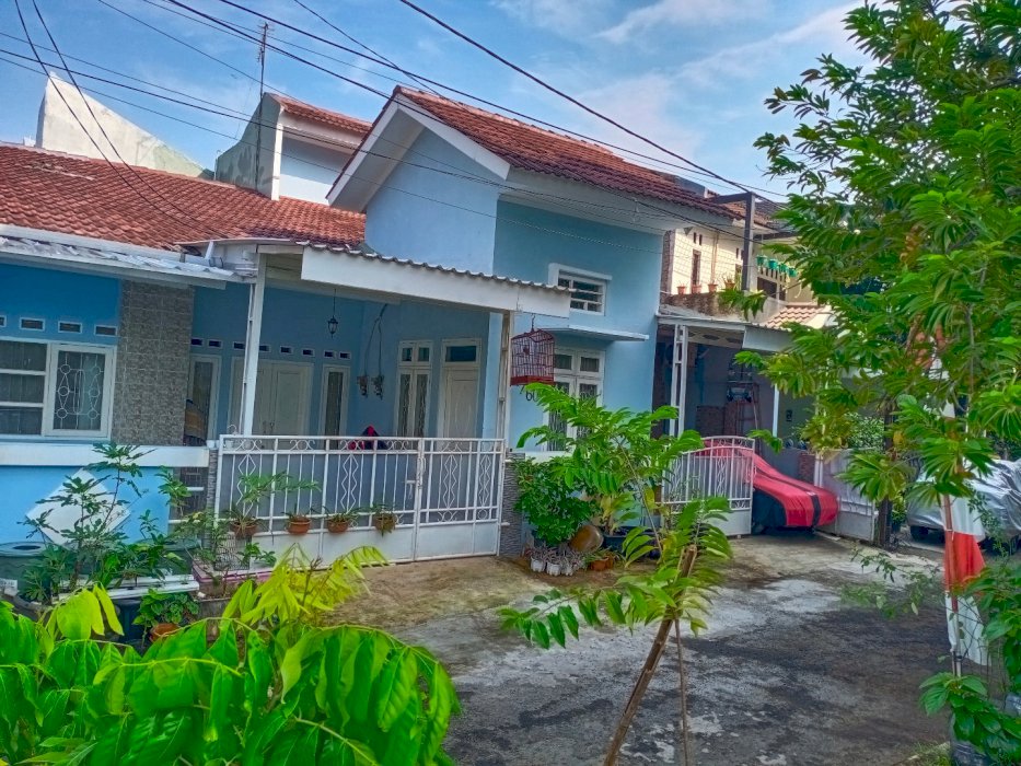 DIJUAL RUMAH 2 GANDENG LOKASI STRATEGIS DI KOTA BEKASI