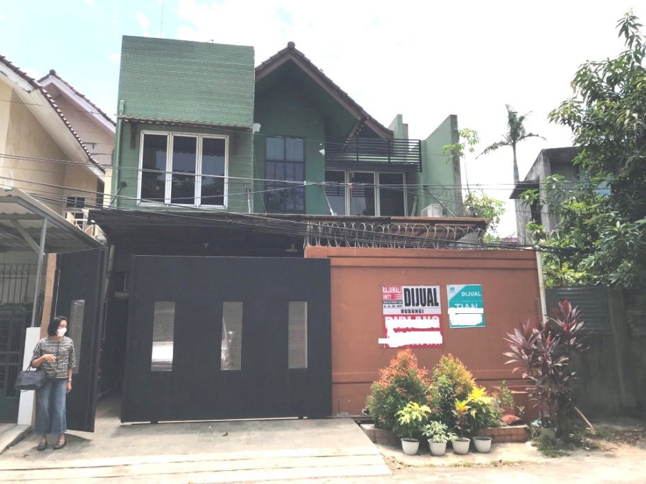 Rumah Nyaman di Komp Taman Kedoya Permai Kebon Jeruk JakBar