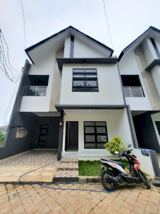 Dijual Rumah KAV. K4 Cluster Ray House Residence Jagakarsa Jakarta Selatan