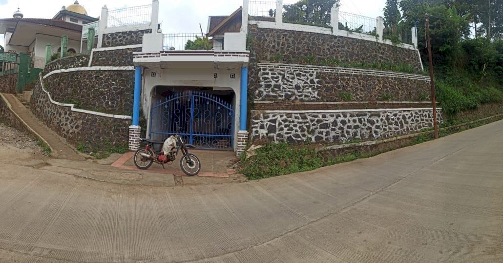Dijual Rumah + Tanah Cocok Untuk Villa di Gambung, Soreang