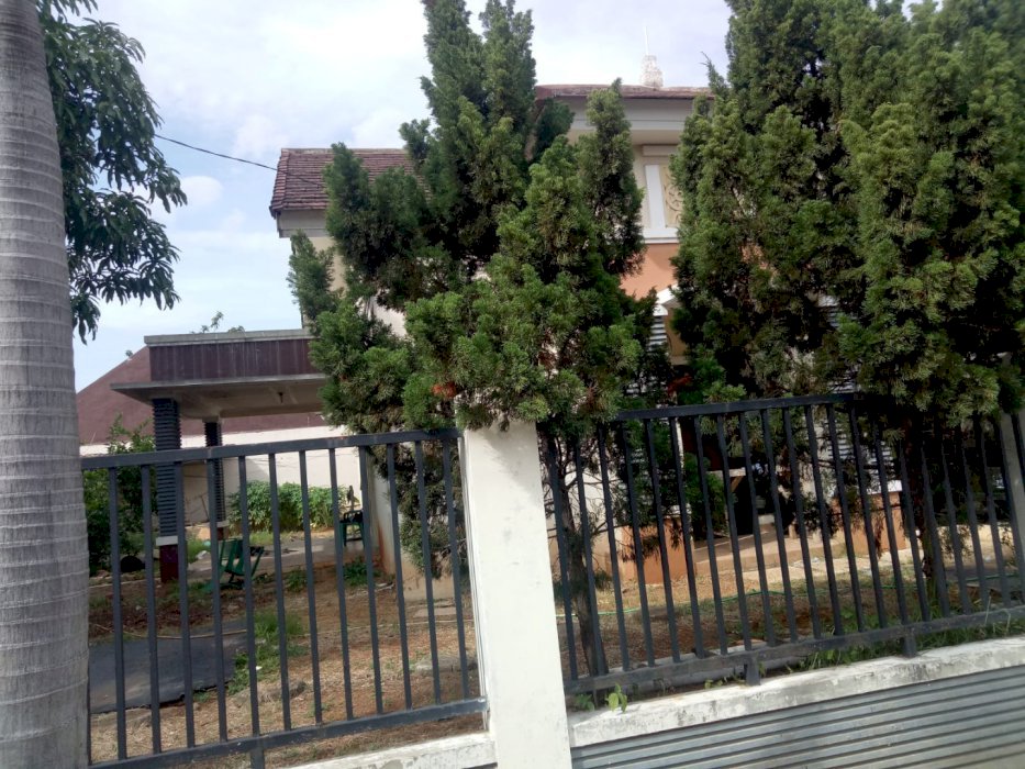 Jual Rumah Hook lokasi nyaman security 24 jam