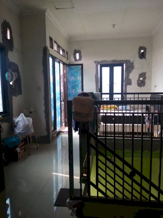 Dijual Rumah Banyu Urip Wetan ( Belakang Giant Diponegoro)