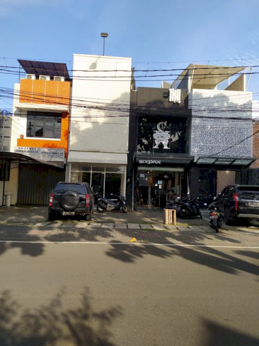 Dijual Ruko Tiga Lantai di Tebet Timur Jakarta Selatan