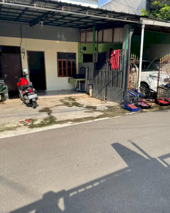 Rumah Ciganjur jagakarsa jaksel ls.100mtr Shm akses mbl