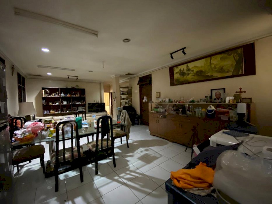 Dijual Cepat Rumah Hitung Tanah Daerah Kedoya Baru,Jakarta Barat