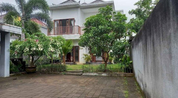 Dijual rumah lantai 2 dikawasan goa gong taman gaya jimbaran badung
