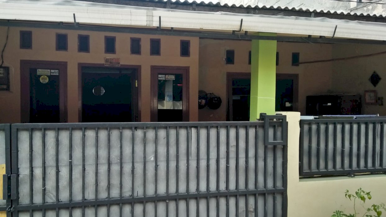 Di jual  rumah di perkampungan milik pribadai