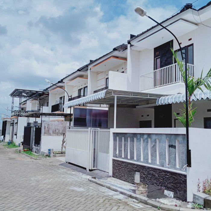 Istimewa, Rumah 2 Lantai Tengah Kota Dekat Jl Poros Soekarno Hatta