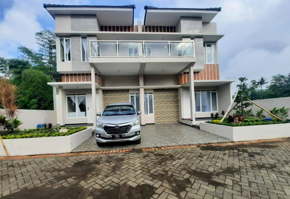 Istimewa Rumah Villa 2 Lantai Dekat Jatimpark 3 di Junrejo