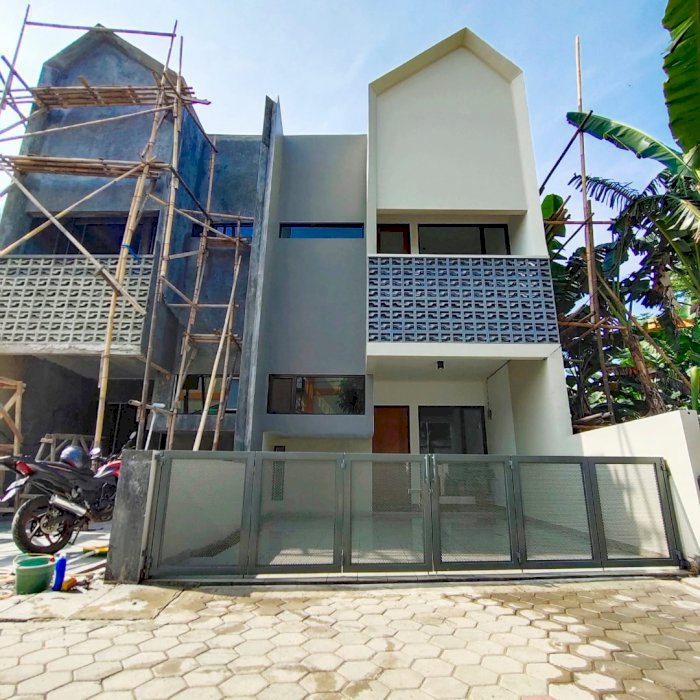 RUMAH BARU 2 LANTAI DLM KOMPLEK DKI JATI MEKAR PONDOK GEDE BEKASI