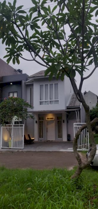 Dijual Rumah Dalam Cluster dekat MRT Halaman Luas