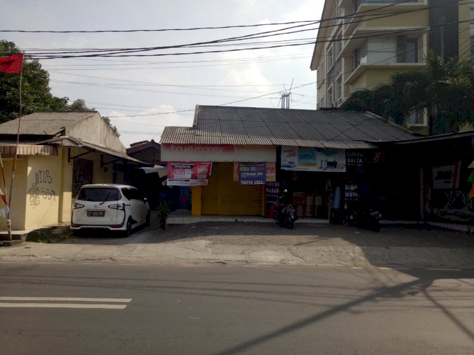 DIJUAL RUMAH MERUYA UTARA KEMBANGAN