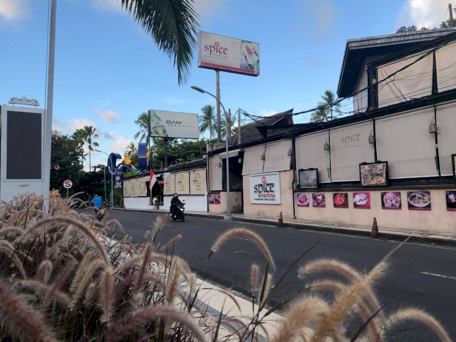 Segera Tanah Langka di Mainroad Kartika Plaza Dekat Discovery Mall