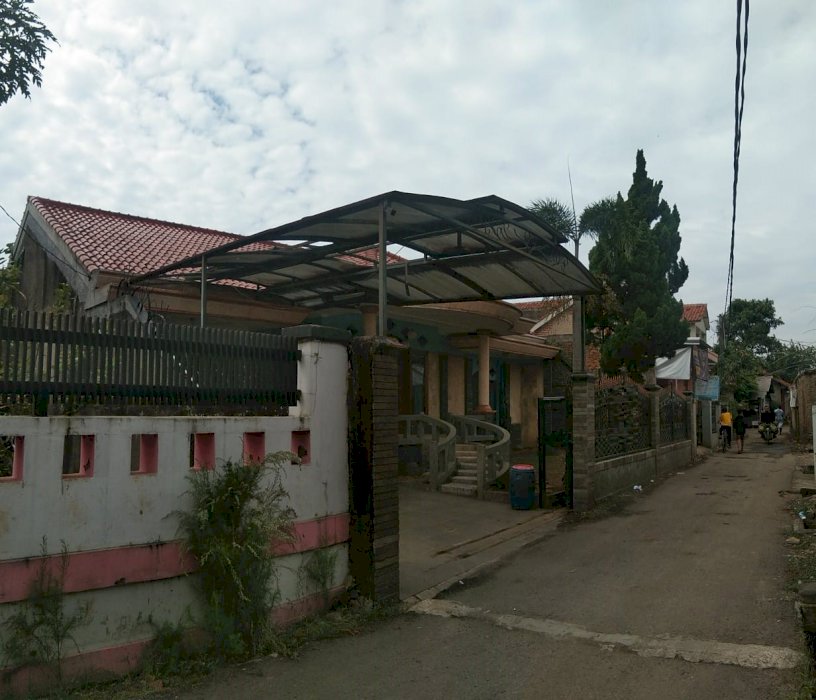 Dijual Rumah Luas Banget di Rancamanyar