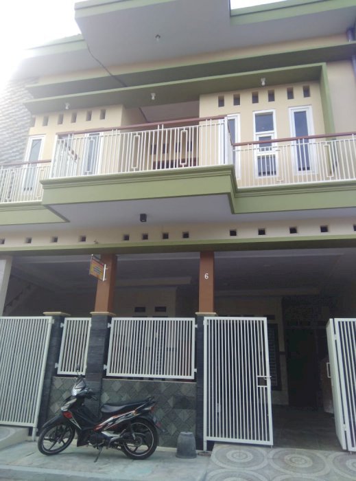 Rumah kost Flamboyan 2