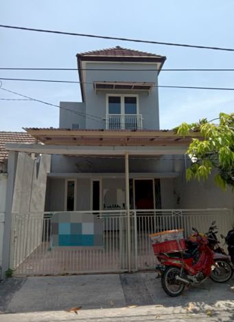 RUMAH 2 LANTAI AKSES DEKAT PINTU TOL