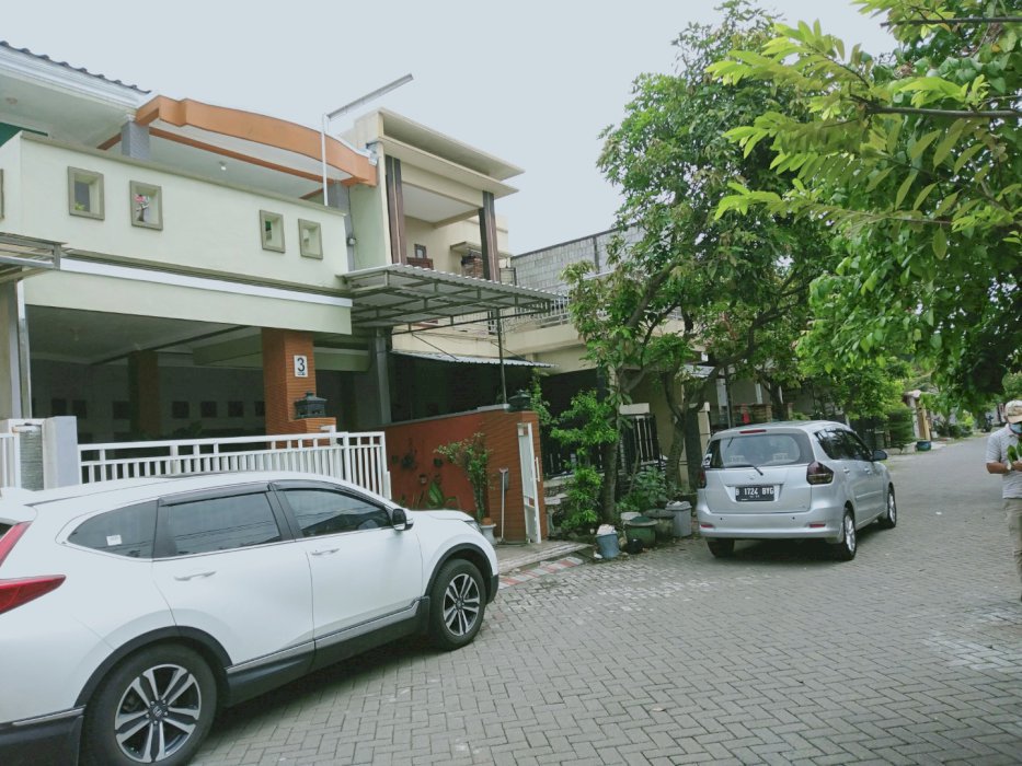 Dijual Cepa Rumah Mewah Western Regency Surabaya one gate system
