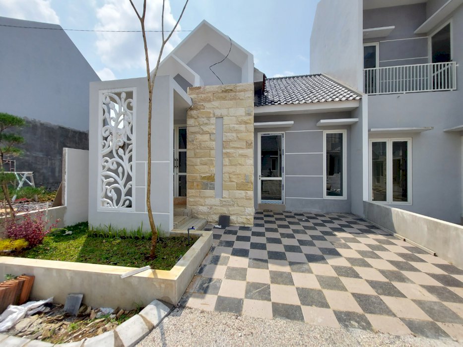 [Ready Stock] Istimewa, Rumah Cantik di Lingkungan Islami Dengan Tanah Luas