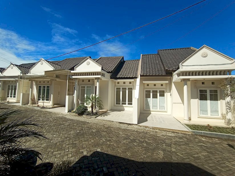 Perumahan Desain Clasik di Mondoroko Singosari Free Pajak