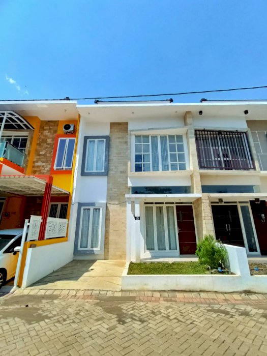 [Ready Stock] Hanya 1 Unit Saja Rumah Cantik 2 Lantai Siap Huni di Dau