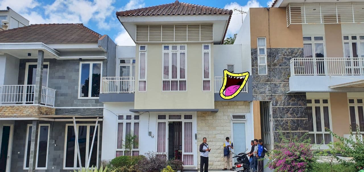 [Ready Stock] Rumah Villa Mewah di Jantung Kota Batu Full Furnished