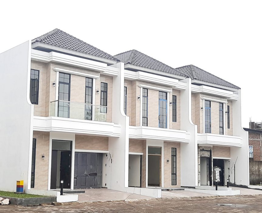 Jual rumah mewah di perumahan cendrawasih mansion