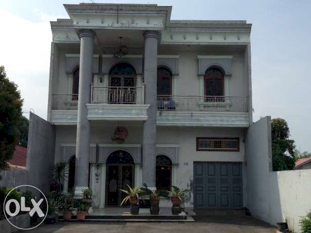 Dijual rumah hunian / kantor / tempat usaha