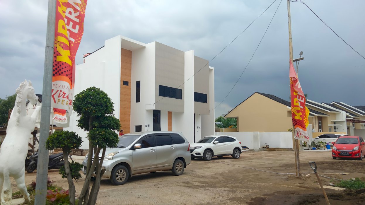 Townhouse Palembang Kirana Permai. Cantik, siap huni.