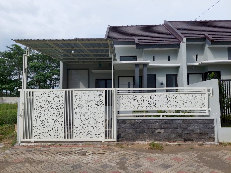 Rumah Siap Huni Dengkol Singosari dekat Bandara Abd Saleh