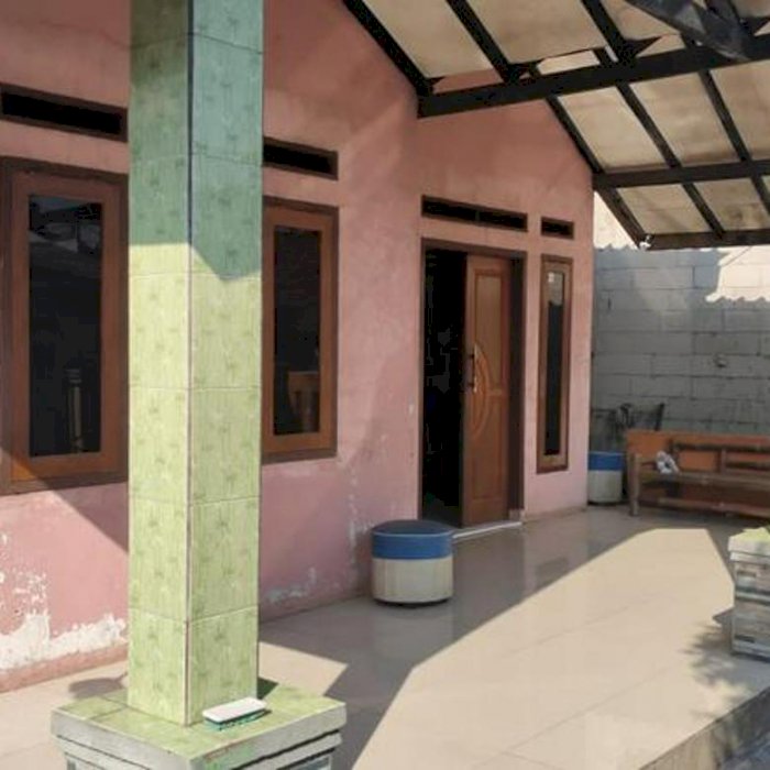 DI JUAL RUMAH KAMPUNG YANG LUAS DAN NYAMAN DI CIKUPA