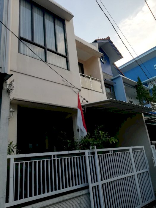 Rumah di jual di pusat kuliner