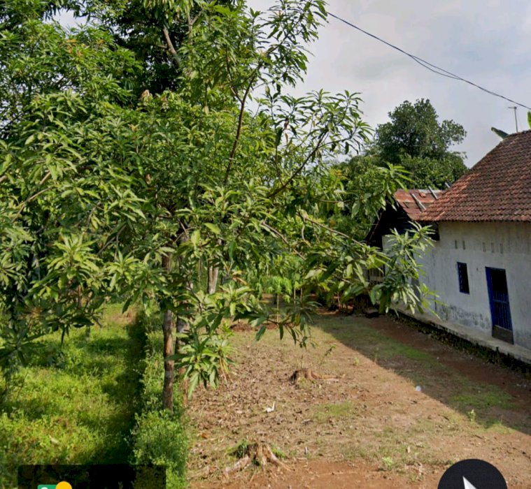 Tanah padat di tengah kampung siap bangun