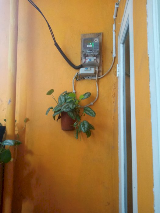 Dikontrakkan Rumah Semi Furnished (PERTAHUN)