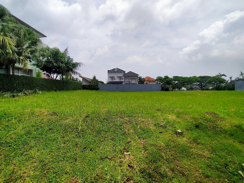 kavling depan taman graha taman pelangi BSB