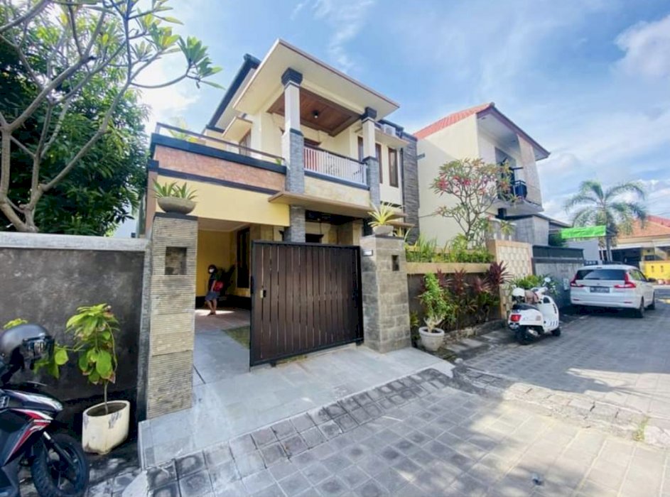 LANTAI 2 PERUMAHAN ELITE SIDEKARYA DENPASAR SELATAN