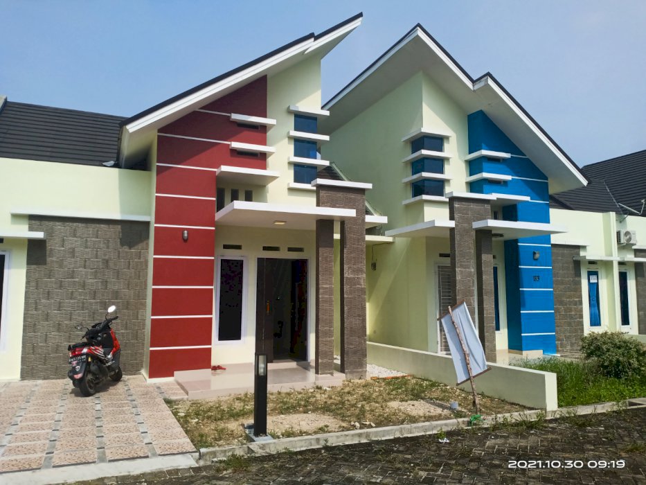 Dijual Rumah Mewah type 78/136 jl Kapau sari Bukit barisan Pku