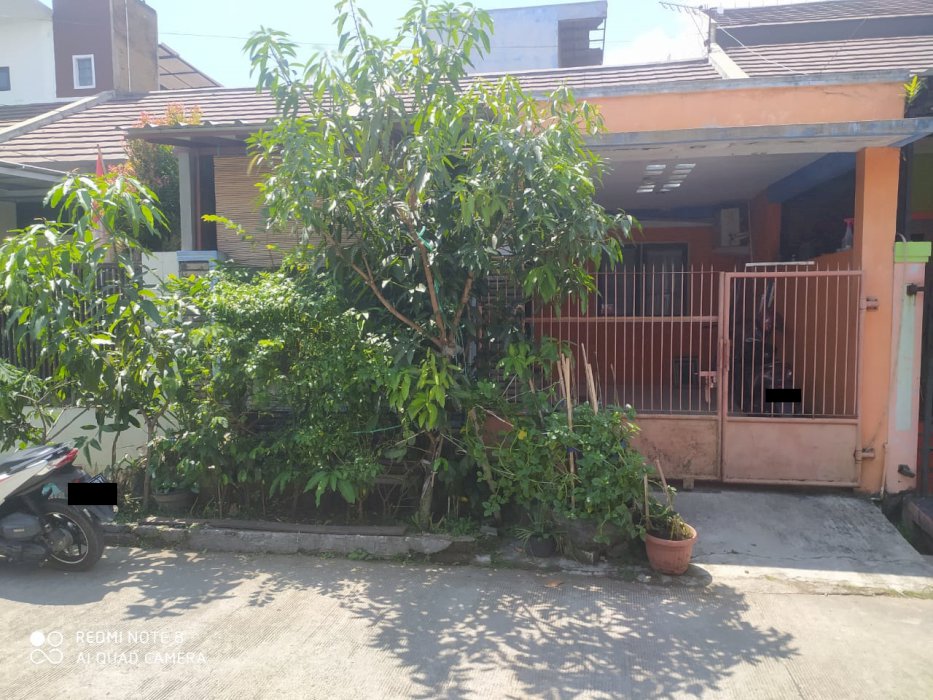 Dijual Rumah Strategis di Taman Kopo Katapang