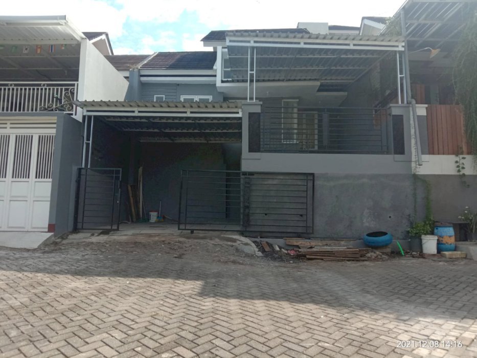 Hunian nyaman one gate view cantik di Semarang