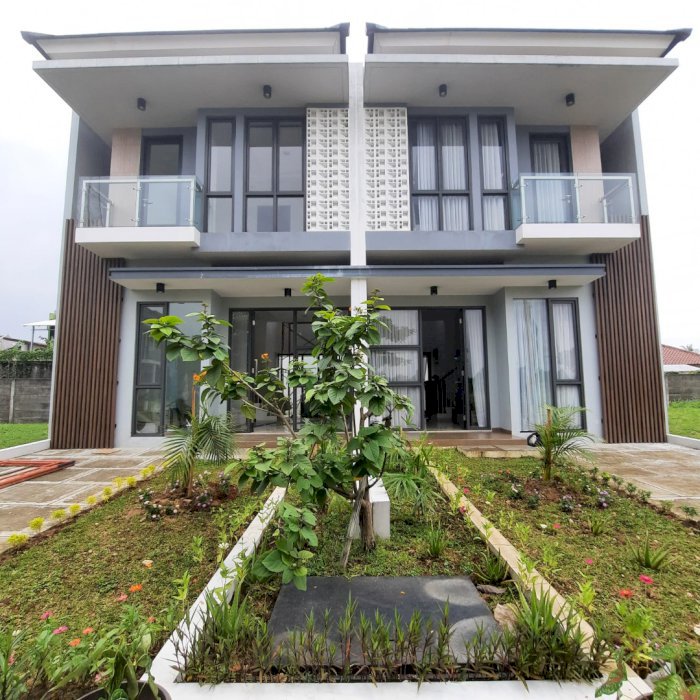 New Townhouse Pentapark Residences at Joglo Jakarta Barat