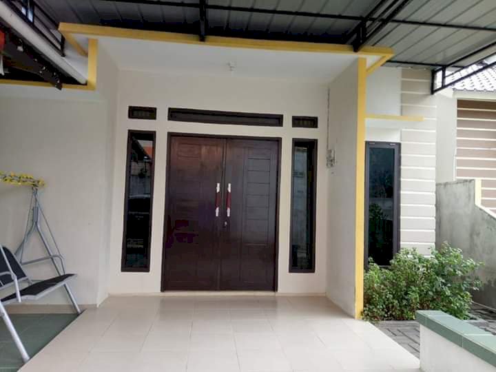 DI JUAL CEPAT RUMAH DI SEPAKAT 8 BELAKANG MITRA MART